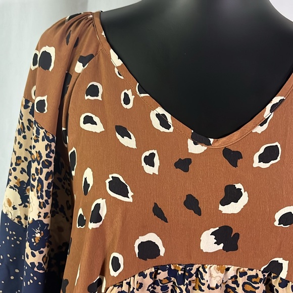 Hailey & Co. Navy Brown & Beige Mixed Print V-Neck Babydoll Blouse - Picture 5 of 16